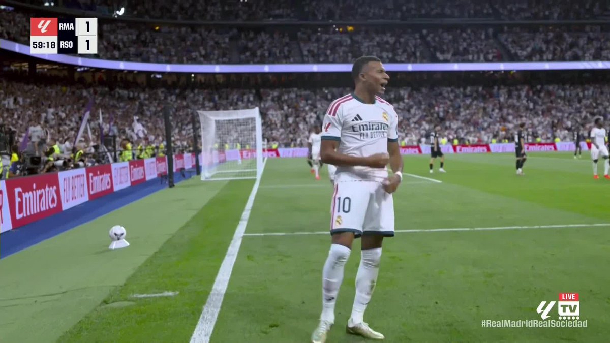 Kylian Mbappé and Jude Bellingham combine to perfection! 🤝 A brilliant one-two sees the Frenchman grab his second of the night 🔥