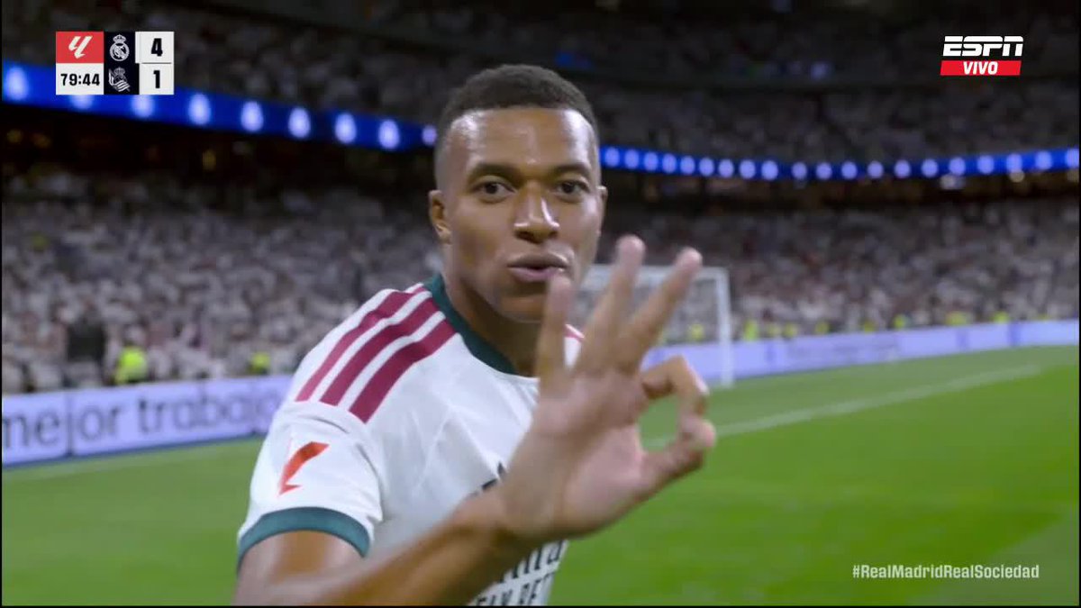 ¿KIKI MBAPPÉ? NO… ¡TRIki Mbappé! Atención a ESPECTACULAR pase de Vinicius para que Kylian defina con calidad y sentencie su Hat-Trick en el 4-1 vs. Real Sociedad. 📺 Mirá #LaLiga por #DisneyPlus Plan Premium