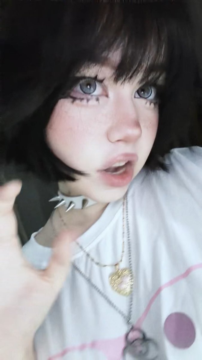 Hiiiiii ^-^