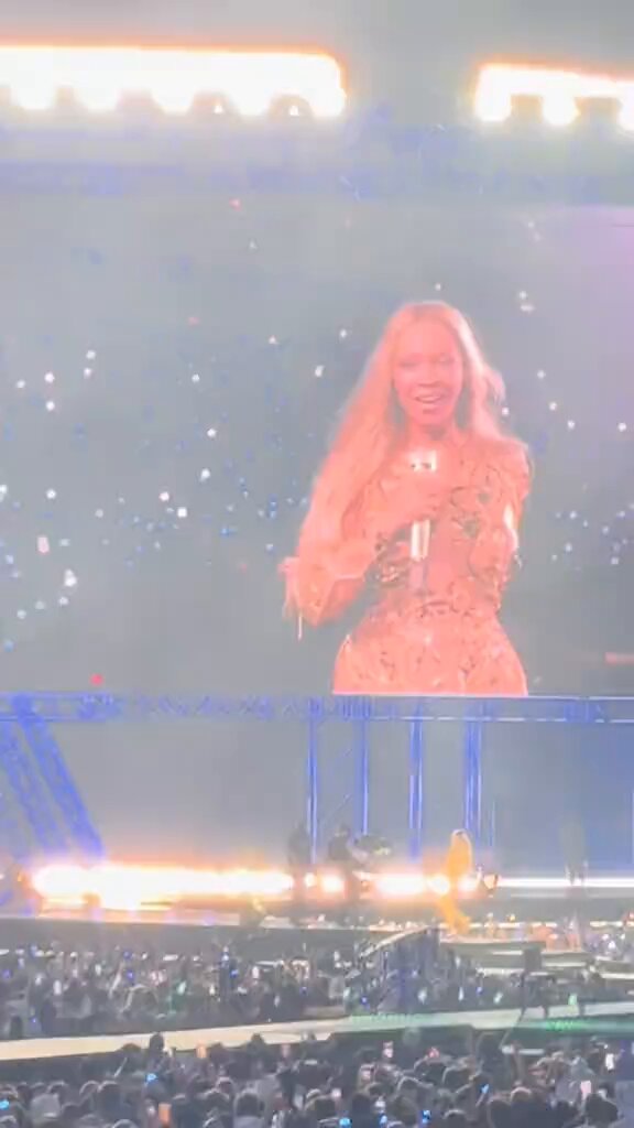 Quando a Blue subir ao palco pra performance de Déjà Vu, com Beyoncé e Jay-Z cantando