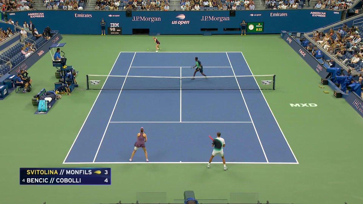 A tight first set gives way to a tiebreak 👀