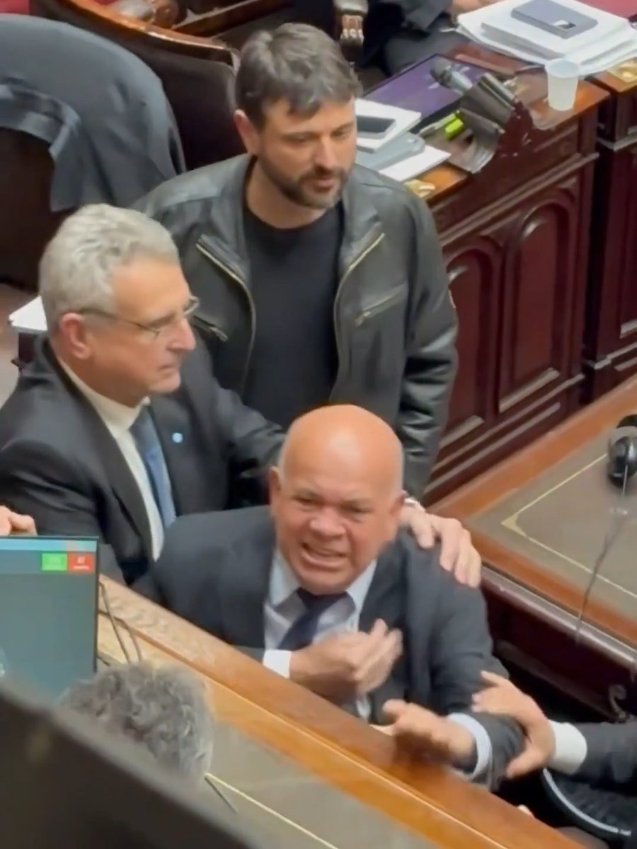 "Leiva": Por este momento durante la sesión de Diputados