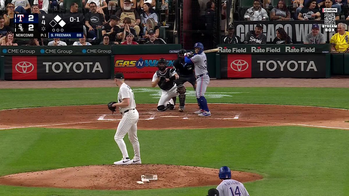 Sean Newcomb gets out of the jam 💪