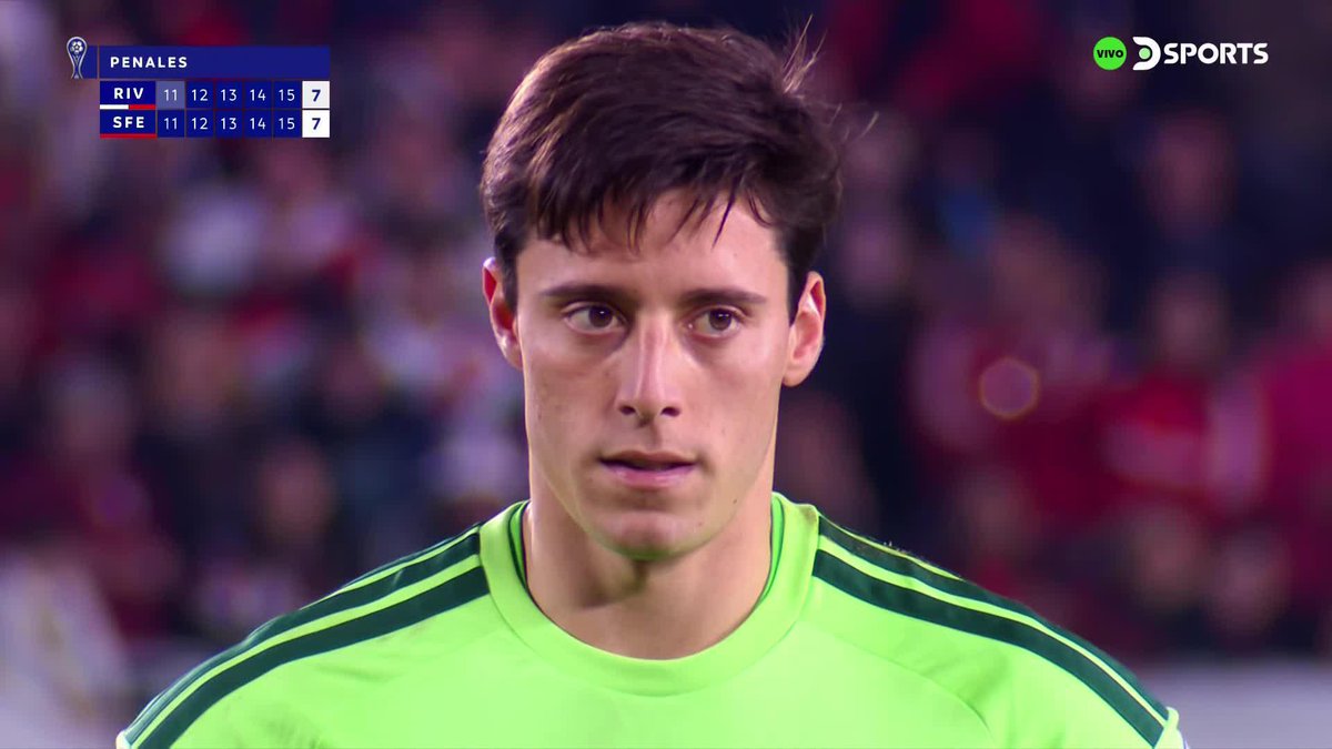 BELTRÁN LA TIRÓ MUY ALTA El arquero de River tuvo que patear y falló su remate. La serie está 7-7. CONMEBOL #SudamericanaEnDSPORTS | #Sudamericana