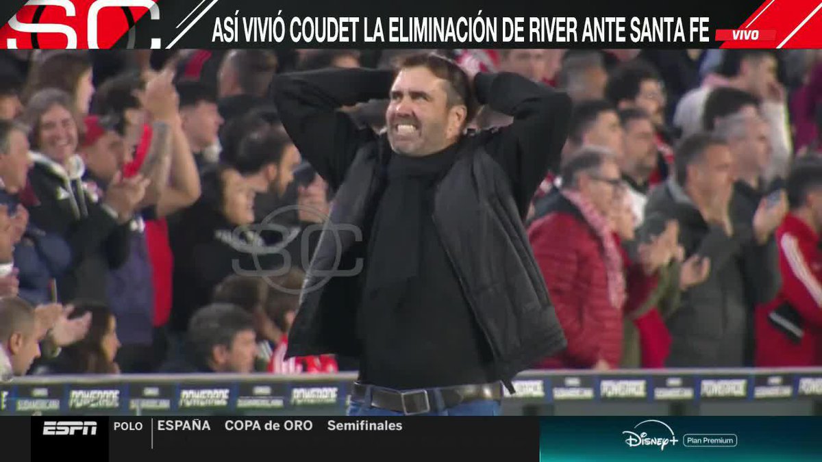 Del empate en los 90' al adiós por penales: así vivió Coudet la eliminación de River vs. Santa Fe en el Monumental por CONMEBOL #Sudamericana.