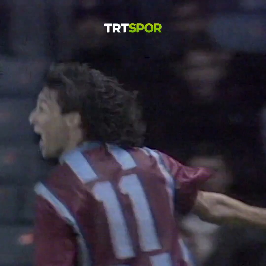 🔴🔵Orhan Kaynak'ın Aston Villa'ya attığı unutulmaz gol 👟⚽🥅 #TRTSporArşiv