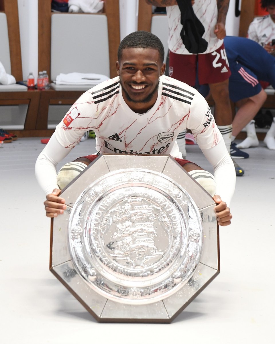 Happy 29th birthday to maitland-niles 🎉🔴⚪