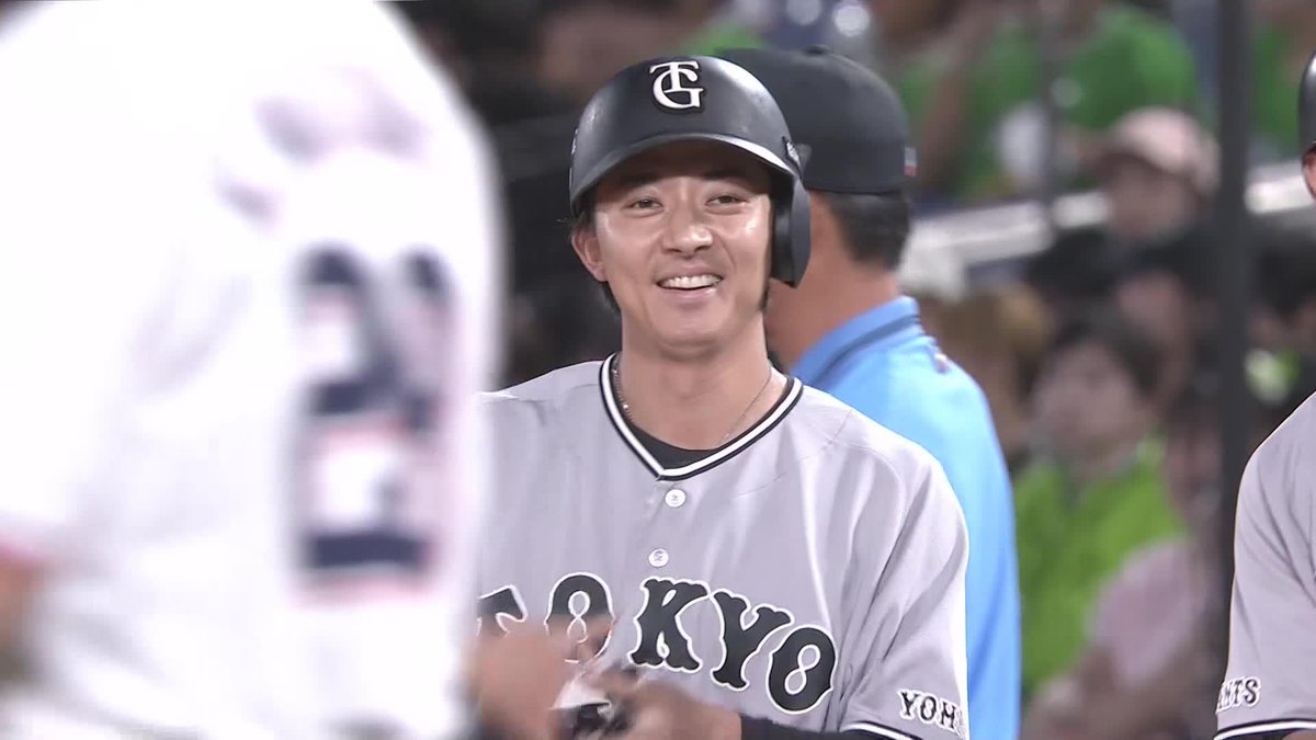 記念球も帰ってきた しぶとくタイムリー 鈴木大和 プロ初打席初安打㊗️ ⚾️ヤクルト×巨人 #ジャイアンツ #だったらDAZN