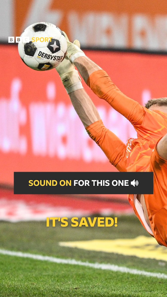 You need the sound on for this one 🔊 Thomas Duncan commentates as heroic Hearts beat Rapid Vienna on penalties to progress in the Conference League 👏⤵️ #BBCFootball
