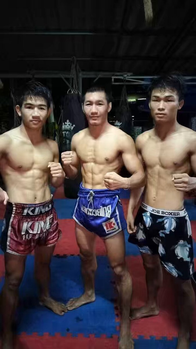 3 หนุ่ม 3 สไตล์ แต่อึดเหมือนกันแน่นอน ดีกรีนักมวยอาชีพ😎 แจ้งลบได้อย่ารีพอร์ตผมเลยน้าา 🫶🏻