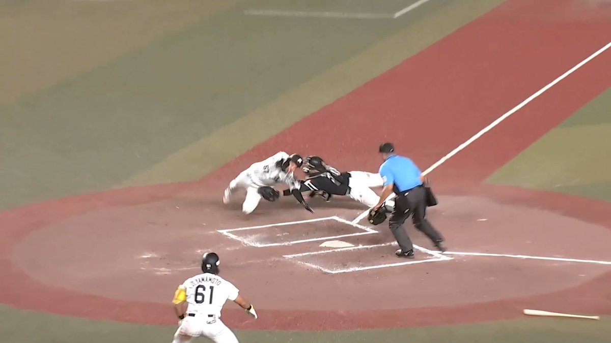一切無駄のない連係プレーでチームを救う!💪 福岡ソフトバンク 谷川原健太 選手👉牧原大成 選手👉山本祐大 選手のファインプレー!🙌🙌