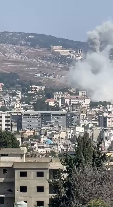 IDF strikes in southern Lebanon are ongoing.