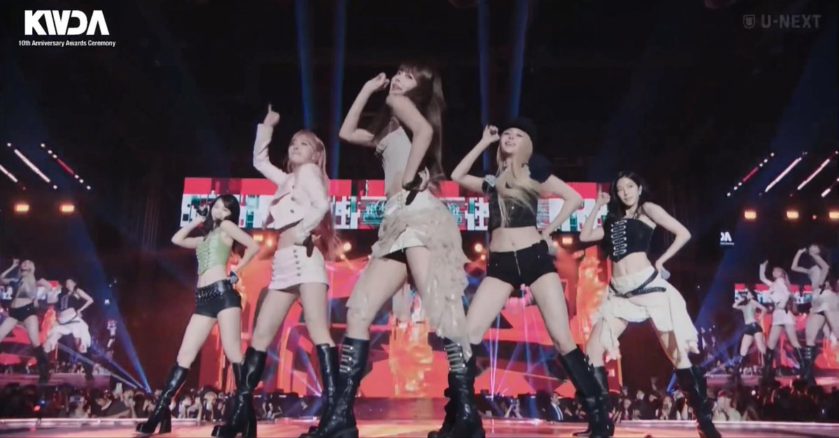 LE SSERAFIM performing “INTRO + BOOMPALA + SPAGHETTI” at the 2026 K-WORLD DREAM AWARDS (KWDA) 🪷 LE SSERAFIM FLOWING DREAMS #LESSERAFIMatKWDA #LE_SSERAFIM #르세라핌
