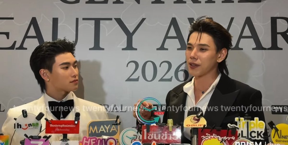 “โซน 30,000฿ ผมได้เกือบถูกสุดเลยนะ พี่โฟกัสกลัวขายไม่ได้ เลยบอกพี่มาเถอะ! มัน 30,000฿🤣 แฟนๆบอกร้านต้าห์อู๋ อยู่ซอกไหนก็จะไป เลยทดลอง! ฝากถึงประชาชนคนไทยด้วย🫶🏻🙏🏻 ผมไม่ได้อยากเสียเงินเยอะขนาดนั้นแล้ว ไม่มีคนจุดประกาย แต่ชวนกัน เอาปะ? เอาปะ? เอาปะ? เอาดิ!!”#ต้าห์อู๋ #DAOU #วัดไร่ขิง