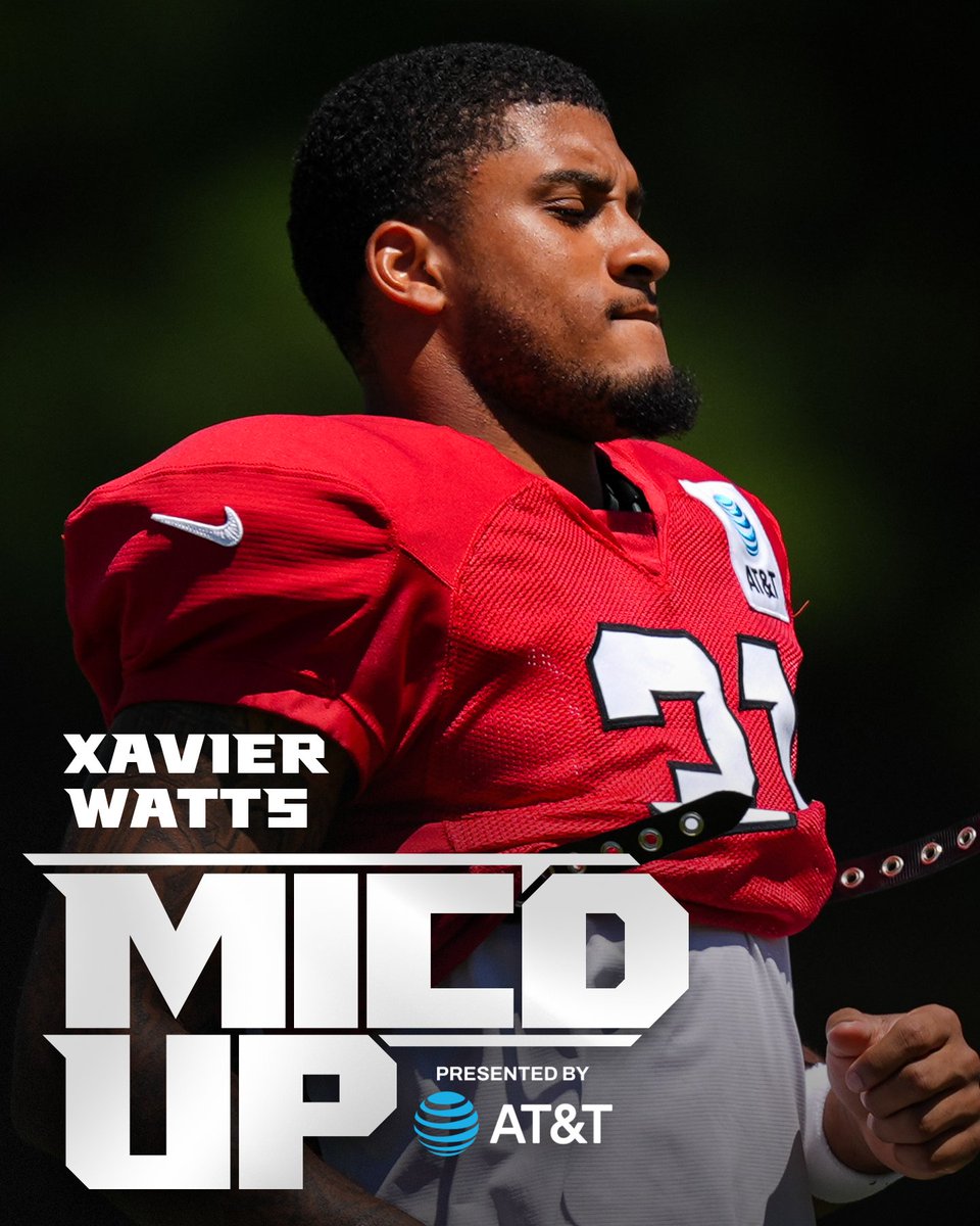 X on the mic! 🎙️