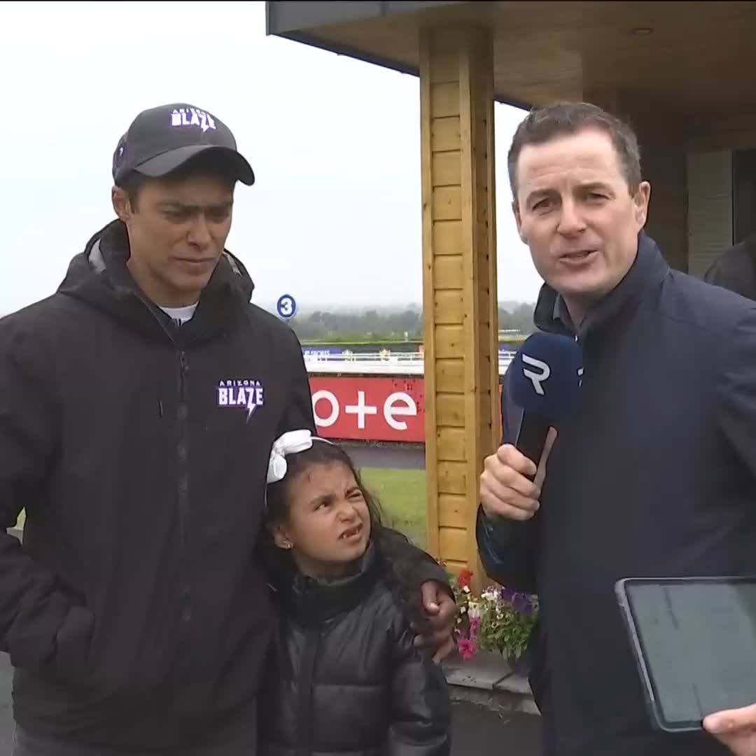 A takeaway on the way home for daughter Alice?! 🍟 Maybe a treat with a week left of the school holidays and good to hear from Robson De Aguiar, the trainer winning both races with his two runners at Navan Racecourse today