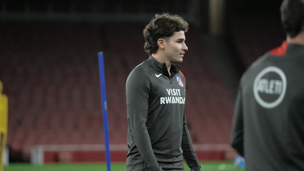 "It's been over for Barcelona for a long time" ❌ Andy Brassell explains the Julian Alvarez situation 🔊