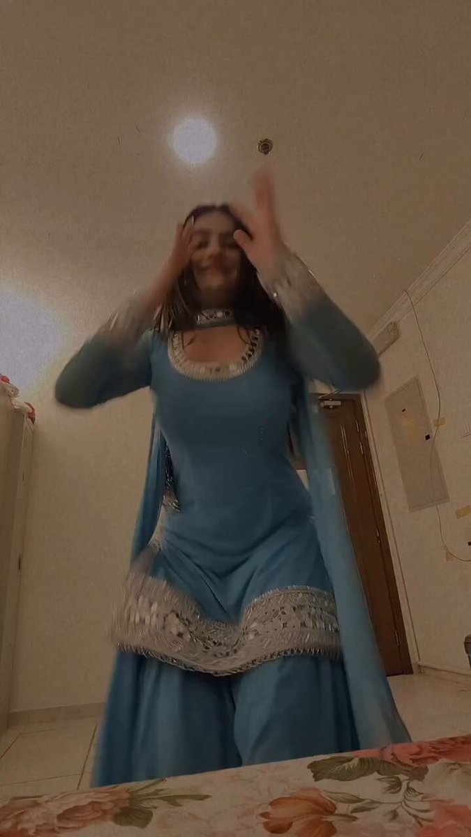 Blue is the warmest colour - 5 punjaban Nachdi 💃💃💃