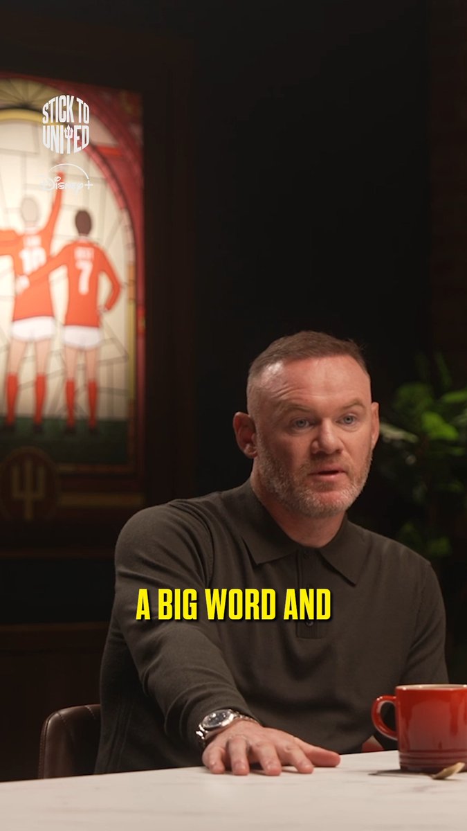 "They're good players but I don't trust them!" 🫣 Mark reveals his biggest concern with the United squad. Wayne Rooney