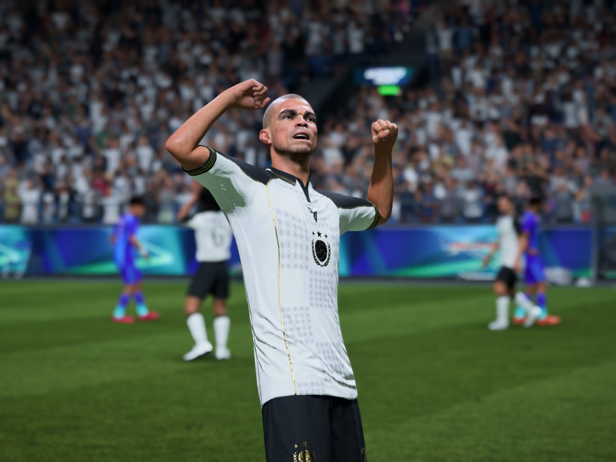 10.07.2016. Um apito. Um título. Uma muralha que nunca cedeu. 🔙🏆🇵🇹 Pepe regressa ao EA SPORTS FC 27. 🎮⭐ Faz já a tua reserva e joga desde o primeiro dia. #FC27 | EA SPORTS FC