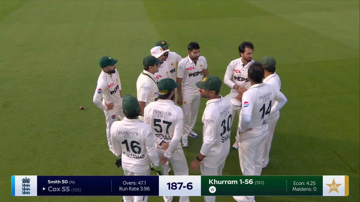 "One of the best catches we've seen on this ground" 👀 A moment of magic from Salman Ali Agha ✨