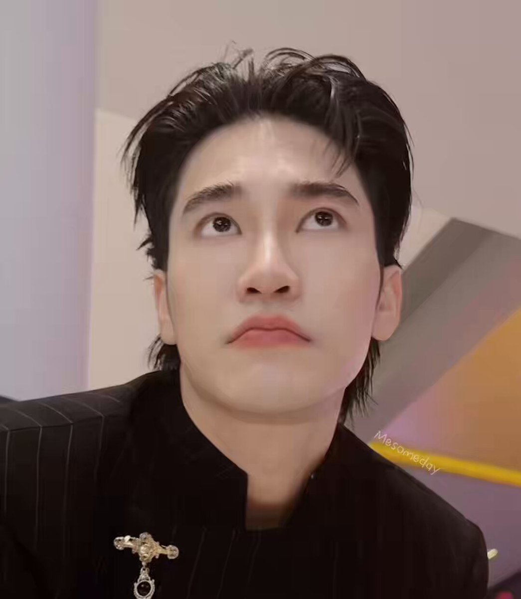 🎀พี่สนยุกต์เขาไม่ชอบผมหรอกผมพูดไม่รู้เรื่อง เห็นไหมผมไม่ค่อยมีสมาธิ 🐥ไม่จริงงง 🐥เขาบอกว่าถ้าคิดถึงเขาอะ ให้นั่งสมาธิจะได้เชื่อมจิตถึงกัน 🎀เขาบอกเหรอ 🐥อื้มม 🎀เห็นมั้ย 🐥แล้วหนูนั่งสมาธิมั้ย 🎀หนูไม่นั่ง 🐥หนูไม่เชื่อมจิตเหรอ 🎀เห็นหนูนั่งเป็นพิธีกรหนูนั่งนิ่งป้ะล่ะ 5555555555555 โมเม้นต์ข้ามอีเว้นท์55555 #soneuro #สนยูโร #euroyotsawat #ยูโรยศวรรธน์ #sonyuke #สนยุกต์