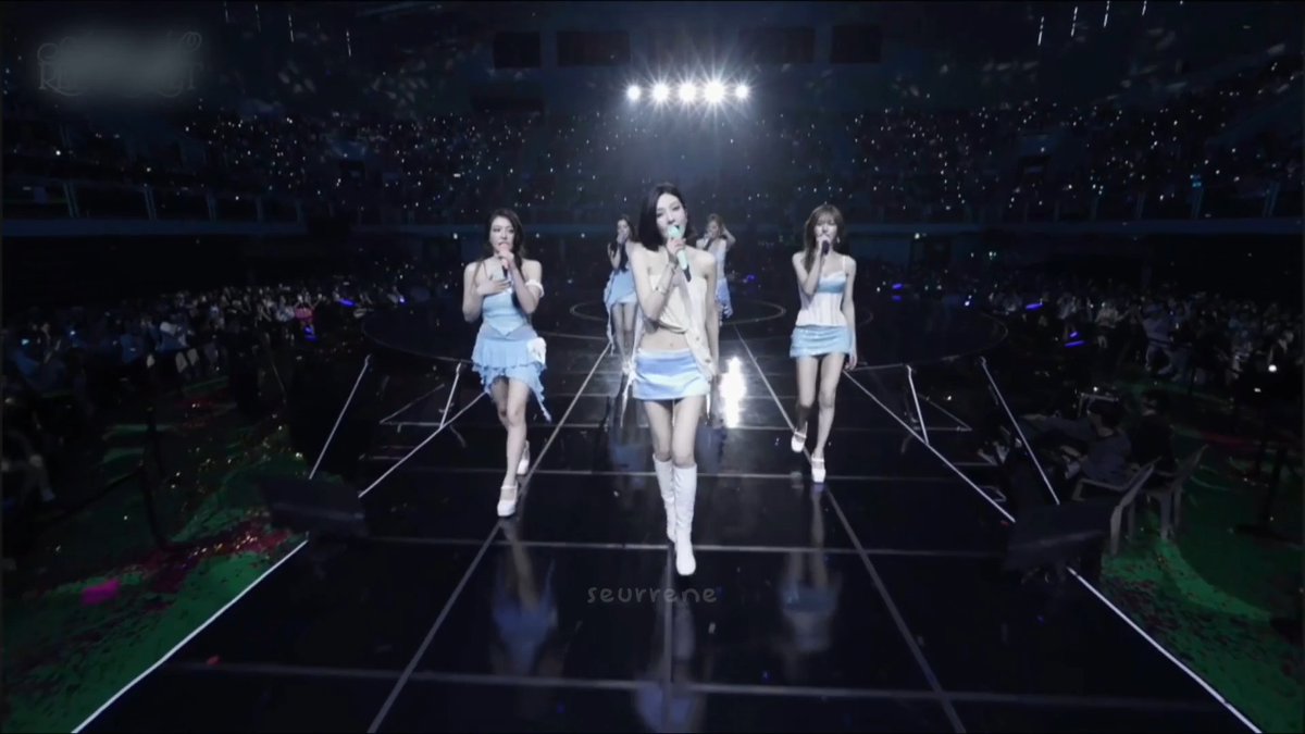 RED VELVET - NIGHT DRIVE