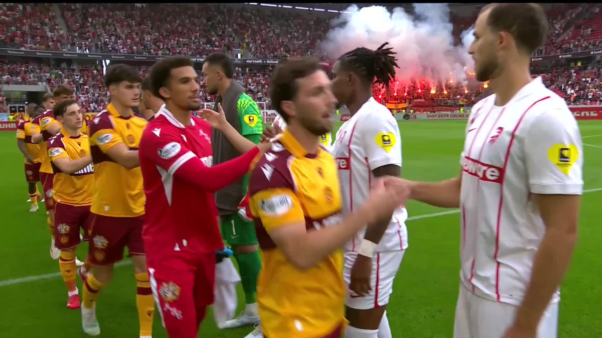 It's crunch time for the Steelmen in the Conference League 💥 ⚪ Freiburg v Motherwell 🟠 Watch it LIVE now on Premier Sports 1 📺