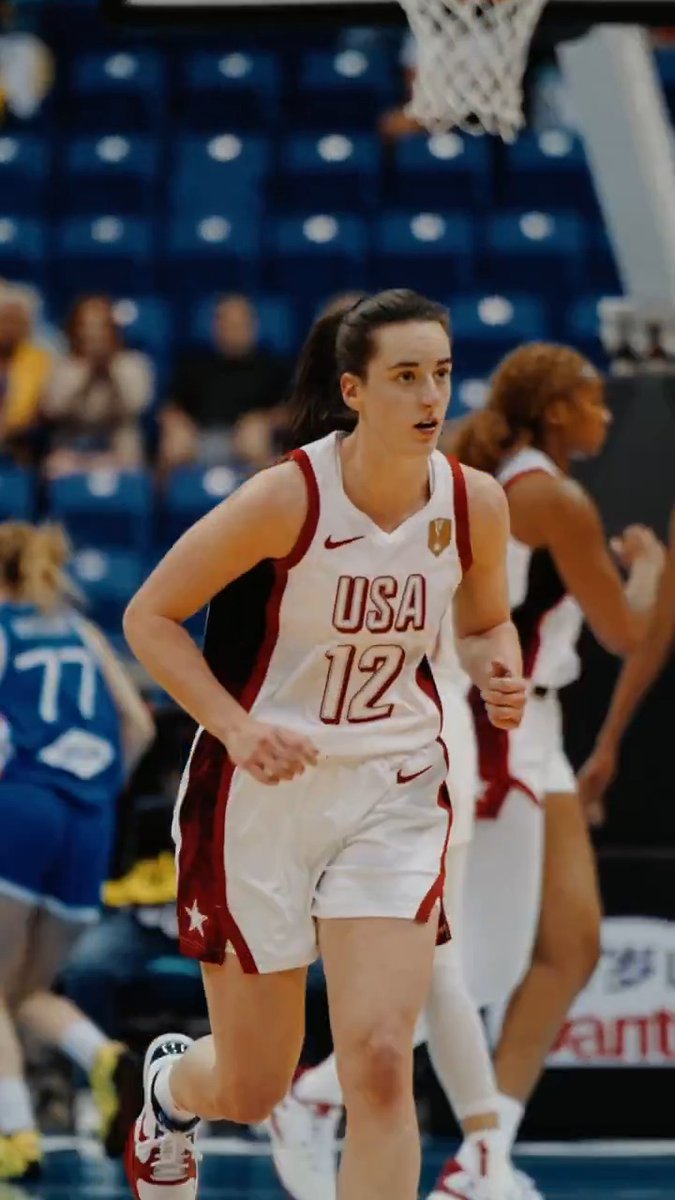 When Caitlin Clark creates 🎨😮‍💨 #FIBAWWC