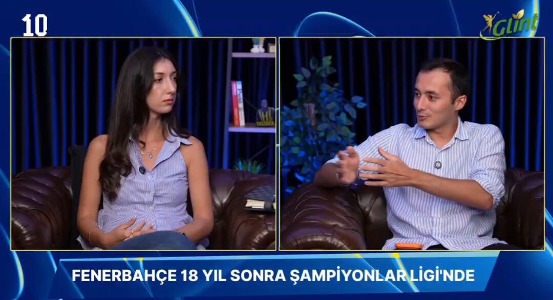 Beril Böke:Öncelikle İsmail Kartal ve çok tartışılan ekibini tebrik etmek gerekiyor... İsmail Kartal'ın ekibini şimdi konuşalım. Mesela Oğuz Aydın nasıl böyle oynadı, nasıl Fenerbahçe'yi Şampiyonlar Ligi'ne taşıdı?