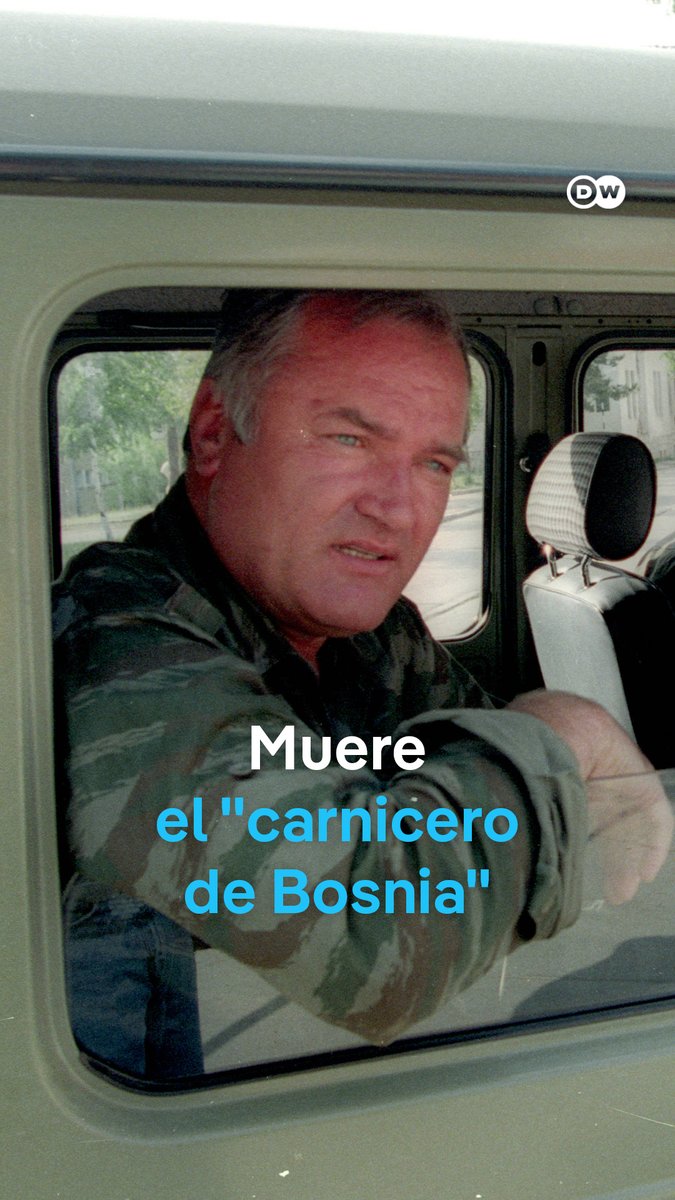 Quién era Ratko Mladic, el general serbobosnio apodado "carnicero de los Balcanes" y condenado por genocidio Ratko Mladic, excomandante de las fuerzas serbobosnias durante las guerras yugoslavas, murió mientras cumplía cadena perpetua en La Haya. Fue condenado por genocidio, crímenes de guerra y contra la humanidad, incluida la masacre de más de 8.000 hombres y adolescentes bosnios musulmanes en Srebrenica en 1995.