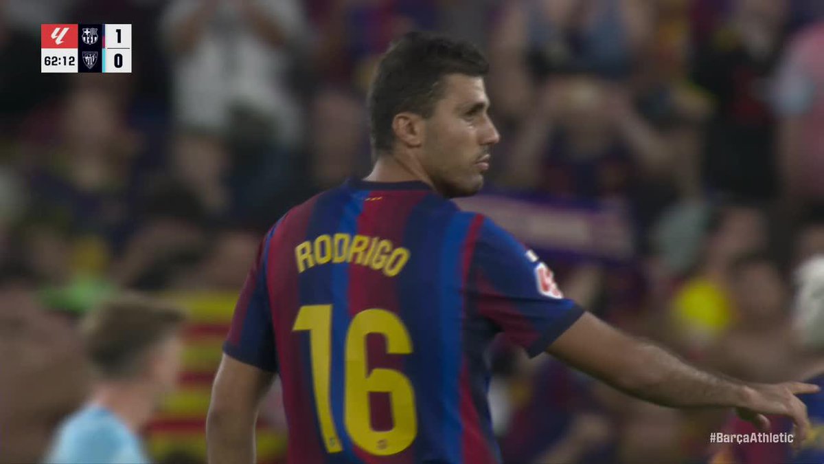 ¡UN CAMPEÓN DEL MUNDO Y BALÓN DE ORO DEBUTA EN BARCELONA! Rodri hace su estreno en el conjuntó Culé y es OVACIONADO por todo el Camp Nou.