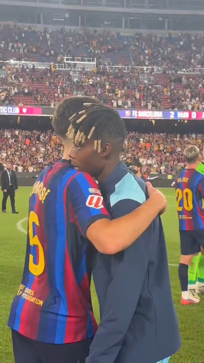 🏆 El saludo de LOS CAMPEONES DEL MUNDO del BarçaAthletic. insideLALIGA | LALIGAEASPORTS | VUELVELALIGA