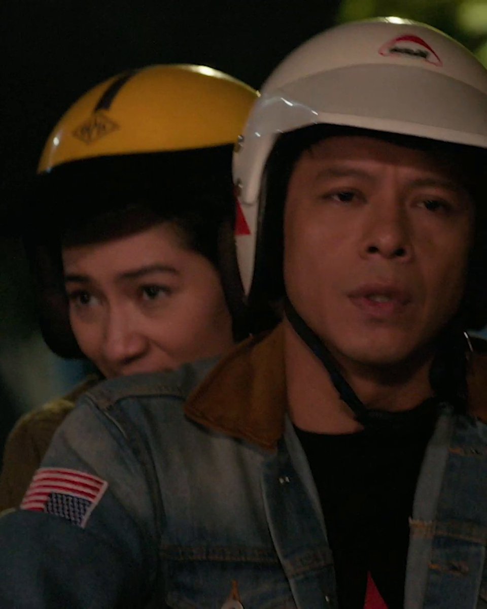 Udah nggak geng motor, tantangan Dilan sekarang pindah ke kehidupan kampus dan juga hubungannya romantisnya dengan Cika. Film Dilan ITB 1997, sudah masuk Netflix!