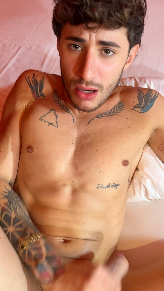 Quando é GG da um trabalhinho pra entrar … depois acostuma 🤤🍆 LuizGG - London📍 🇬🇧