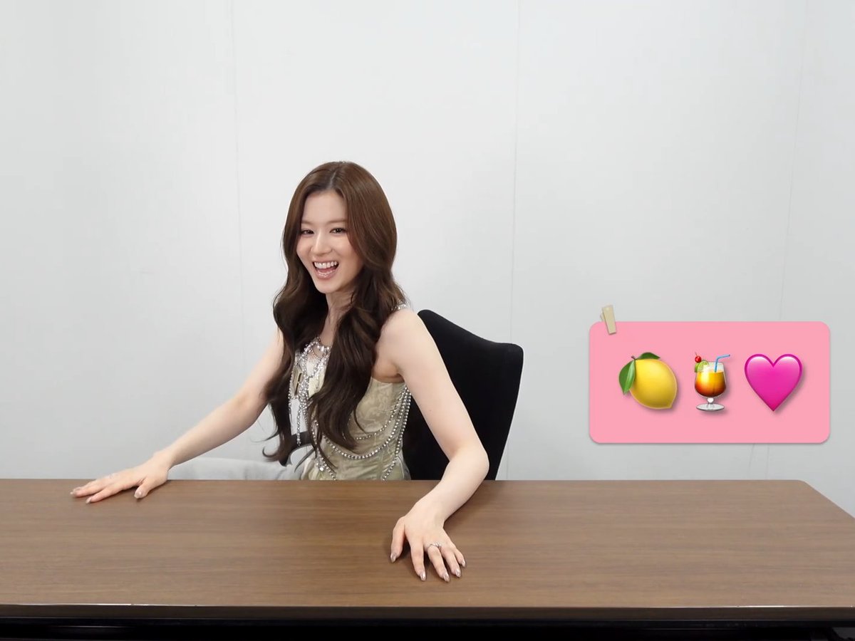 SANA playing "Guess the TWICE song by the Emoji"