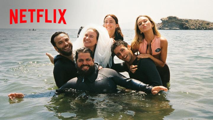 A tu verano aún le quedan 5 episodios. 'Toda la verdad de mis mentiras', basada en la novela de Elísabet Benavent, ya disponible.