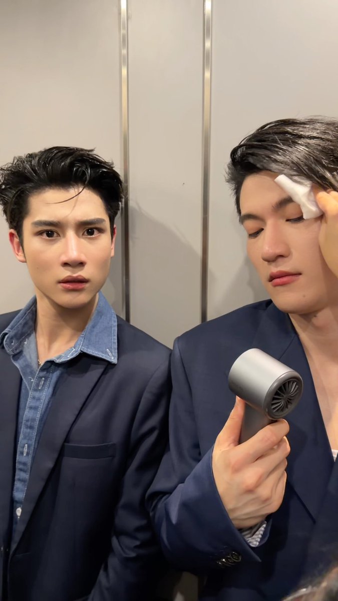 อินจักรไม่เอาอะไรแล้ว (เป่าพัดลมให้น้องกลัวน้องร้อน แต่ตัวเองซับเหงื่อแฟ่ด) IRASSHAIMASE INNONGSA #HAMASUSHITHxInnOngsa #HamaSushiThailand #InnOngsa #อินองศา