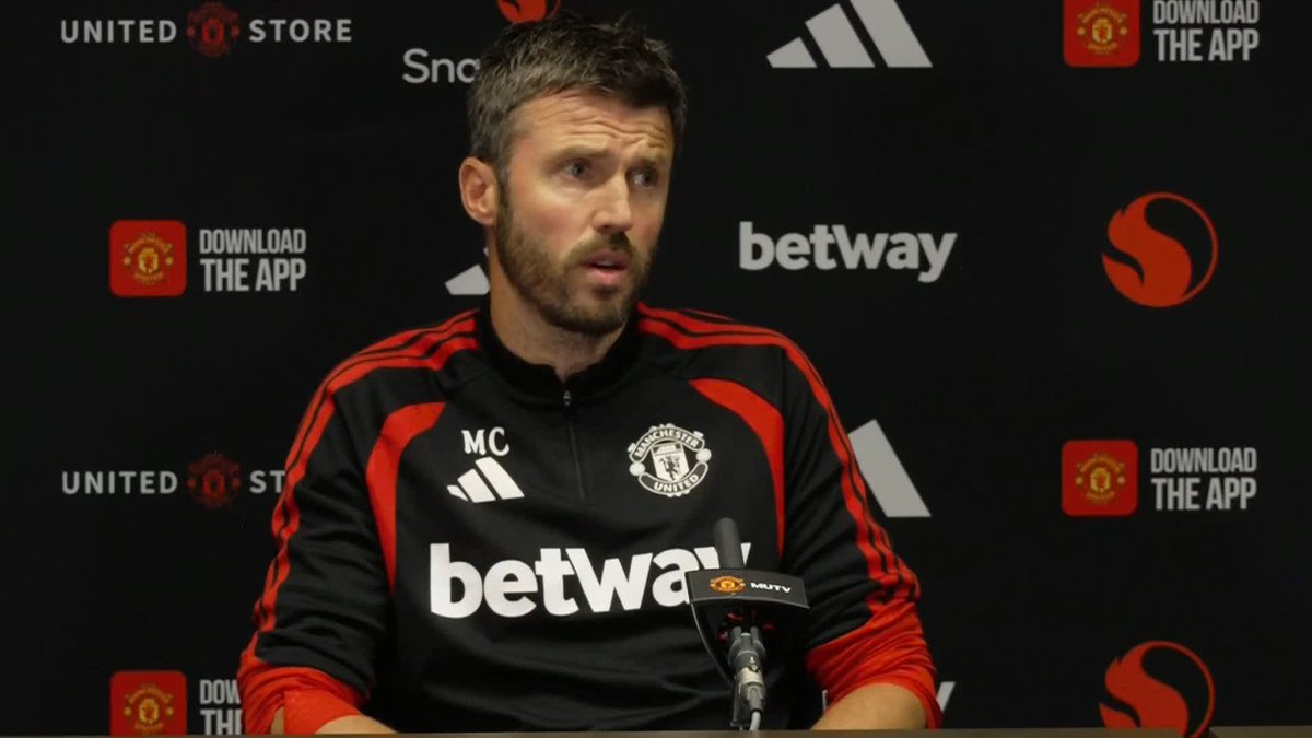 🗣️ "He has massive potential!" Michael Carrick discusses what new signing Carlos Baleba will bring to Manchester United and also provides an update on the fitness of Mason Mount and Amad Diallo.