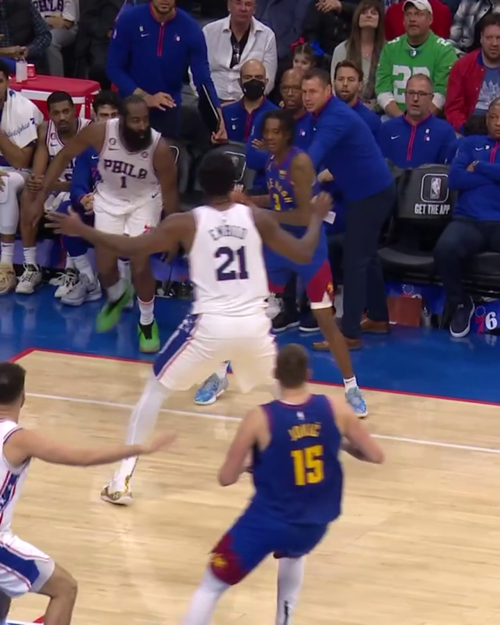 Harden stealing the ball from the bench 😭