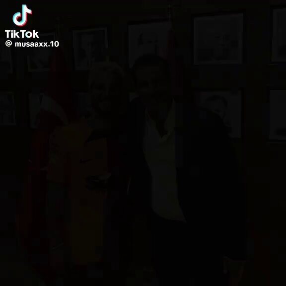 italyan baronuyla, piyasanın en piç menajeri mendesten topçu koparıp en büyük orospu çocuğunun kendi olduğunu kanıtladı gurur duyuyoruz senle gurur