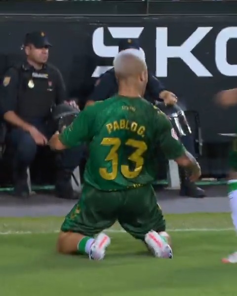 💚 Su primer gol con su Real Betis Balompié 🌴💚 en LALIGAEASPORTS. ¡Pablo García se estrenó como goleador en el ValenciaRealBetis! LALIGAHighlights | VUELVELALIGA