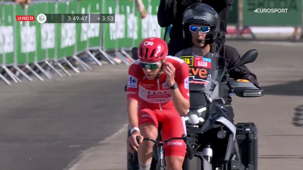 Pogacar disipa dudas. Gall se acerca al podio... y Enric Mas entra a 10 segundos, pero hace brecha con Roglic. #LaVuelta26 #LaCasadelCiclismo