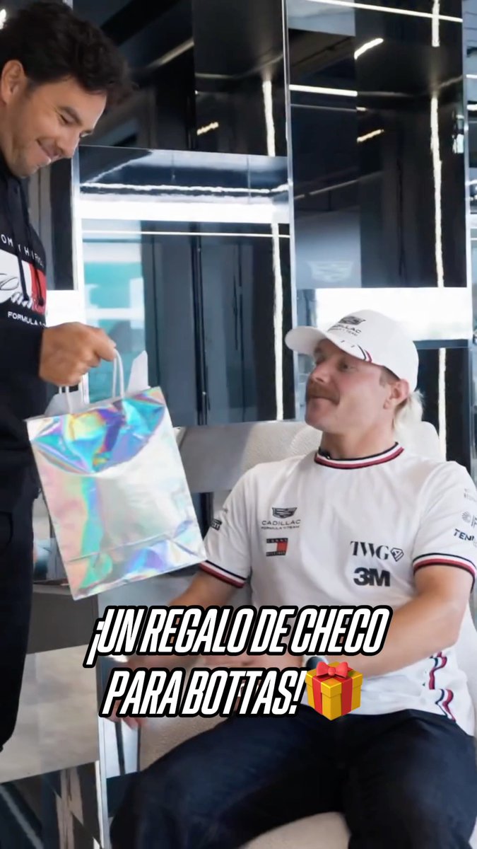 Checo Pérez 🫶 Valteri Bottas El piloto mexicano celebra el cumpleaños de su compañero de equipo con una gran regalo.🎁👏 🎥 CadillacF1/IG