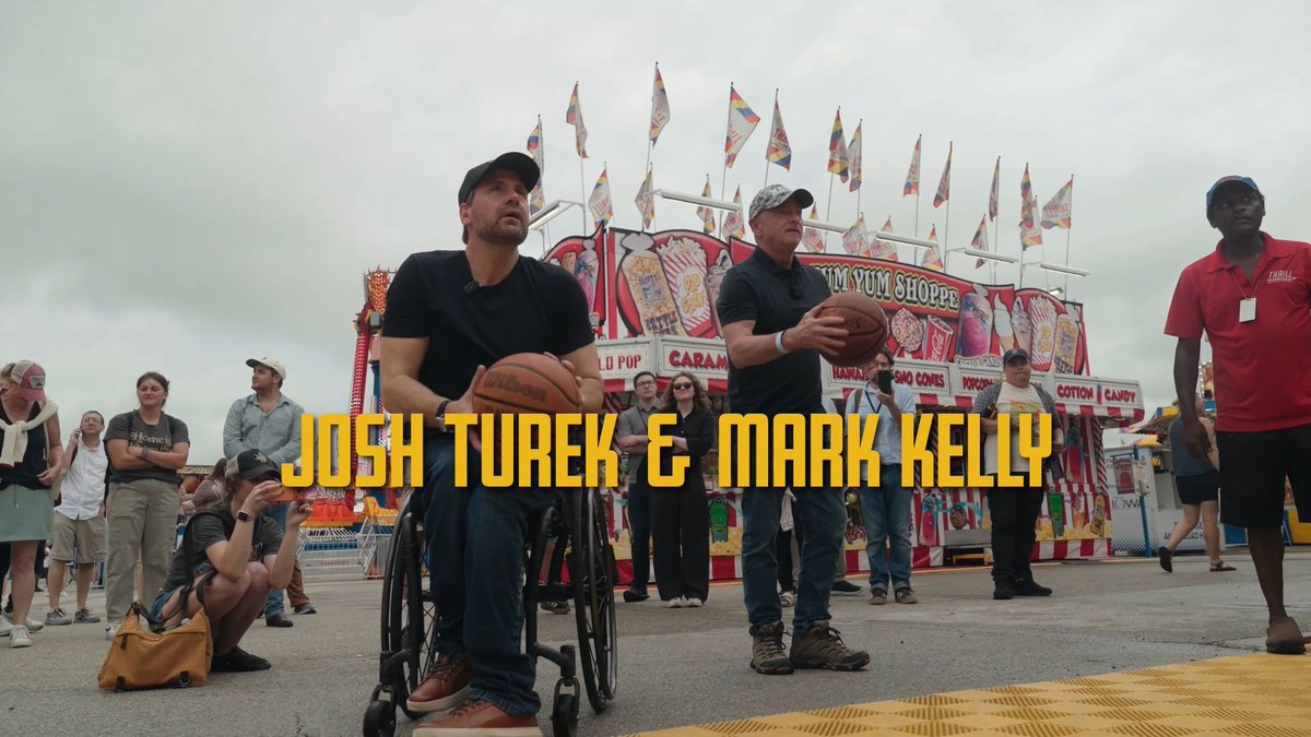 Thanks for visiting Iowa, Captain Mark Kelly, and shooting some hoops with me at the best state fair in America. 🏀