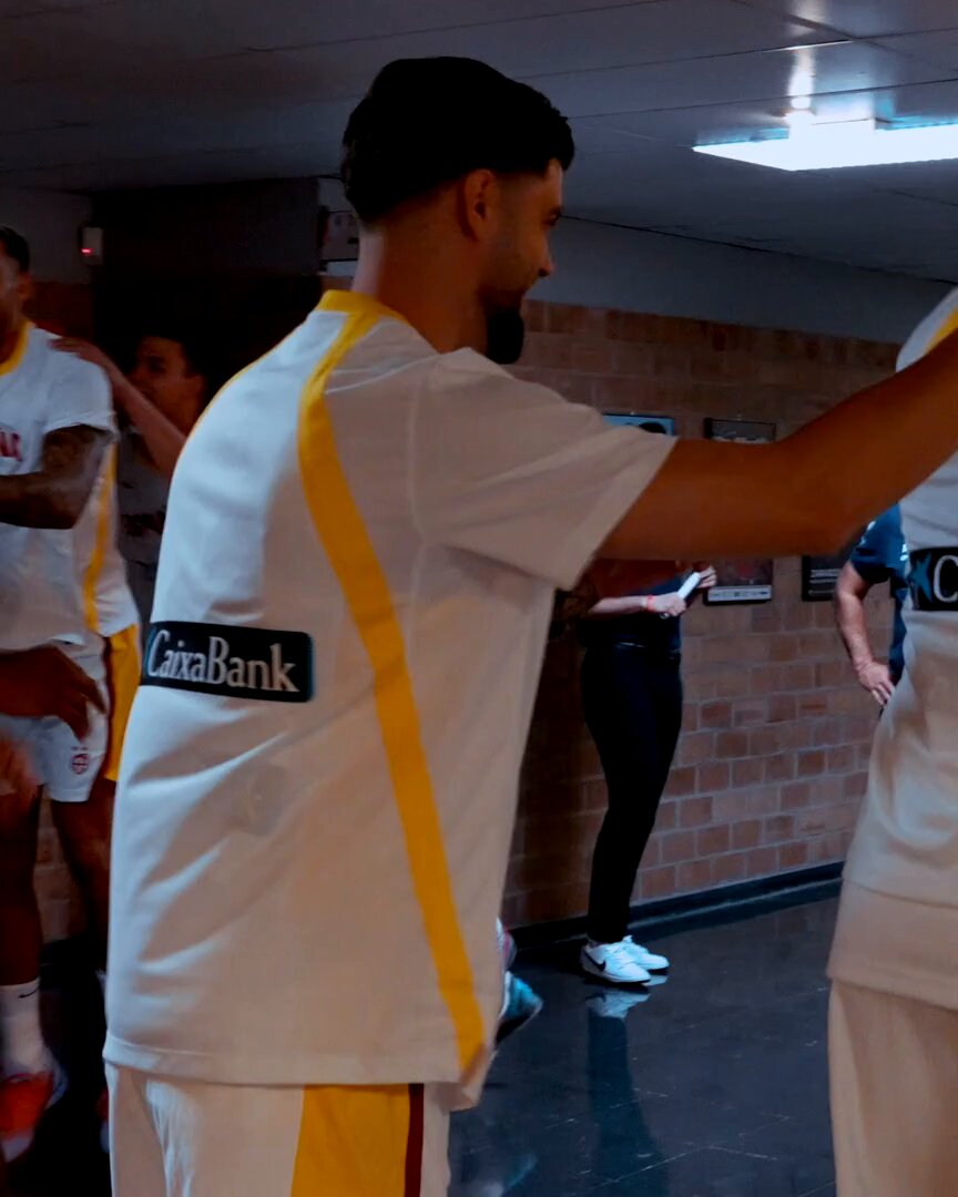 El baile de ESPAÑA 🕺🪩 Hay ganas de jugar. Hay ganas de saltar a pista. 🎥 Baloncesto España | #FIBAWC x #StepItUp