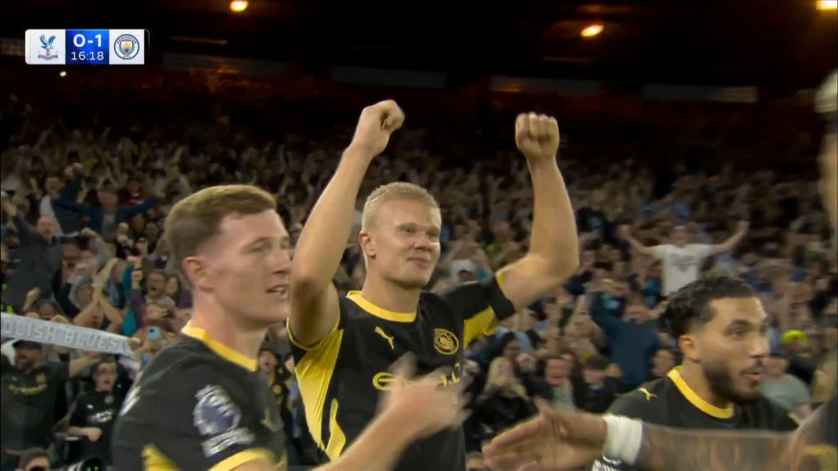 Erling Haaland gets off the mark for the new Premier League season! ⚡️