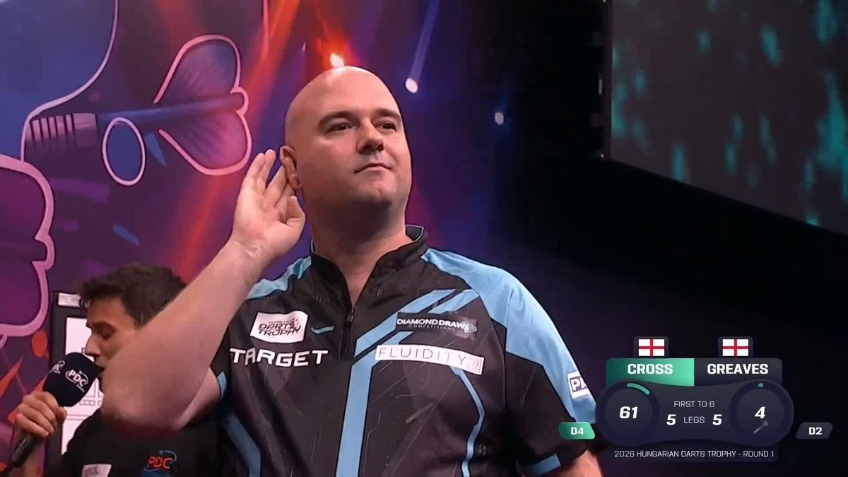 CROSS DENIES GREAVES! ⚡️ Beau Greaves averages just shy of 105 and LOSES! Two fatal errors cost the 22-year-old match darts at the end of the game, with Voltage cleaning up to deny her a chance to win on debut! 📺 #ET11