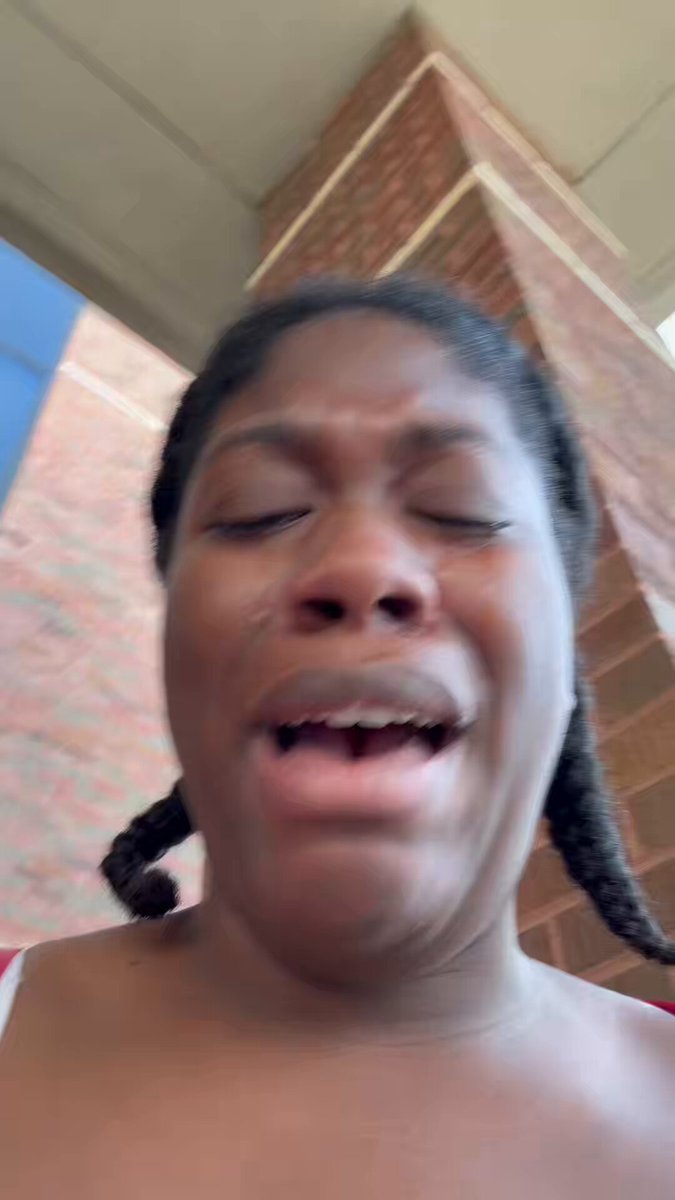 American is in tears frantically upset This woman is at the hospital and she’s upset that a Lyft driver won’t take her and her young daughter without a car seat She says she’s pregnant again, alone, doesn’t have reliable transportation. Yet she’s having a second child…. She’s so upset she shows the Lyft driver’s face, information and messages to Lyft The Lyft driver is just following the law. Depending on state a child generally needs to be around 8 years old to not ride with a car seat or booster seat
