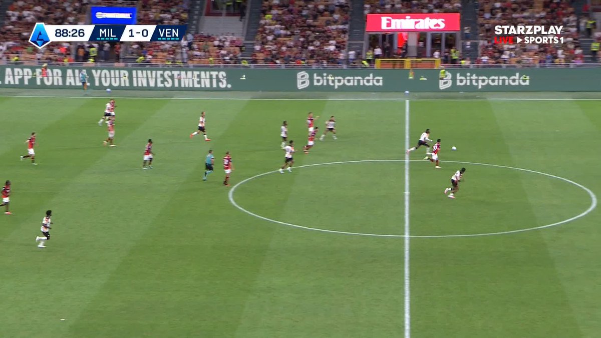 هدف عكسي عن طريق رضوان حلحال يمنح ميلان الهدف الثاني 🔴⚫️ #الدوري_الإيطالي 🇮🇹 | #ميلان_فينيزيا